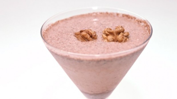 Smoothie s vlašskými ořechy