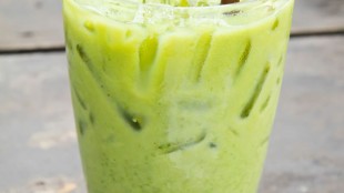 Špenátové Smoothie s limetou a vanilkovým jogurtem